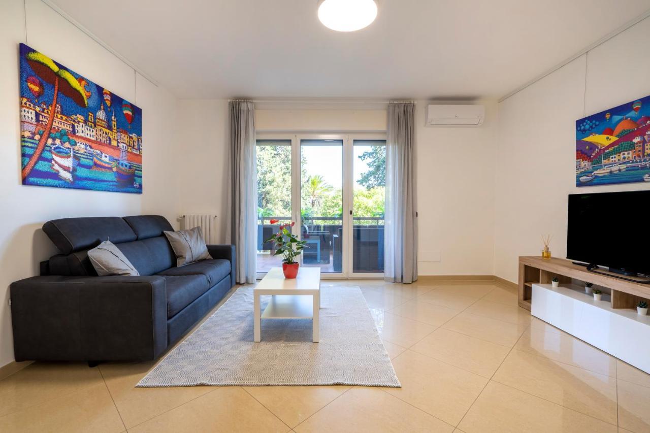 Boscoincitta Apt With Garage And Whirlpool Tub Bari Buitenkant foto
