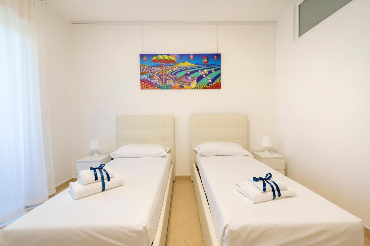 Boscoincitta Apt With Garage And Whirlpool Tub Bari Buitenkant foto