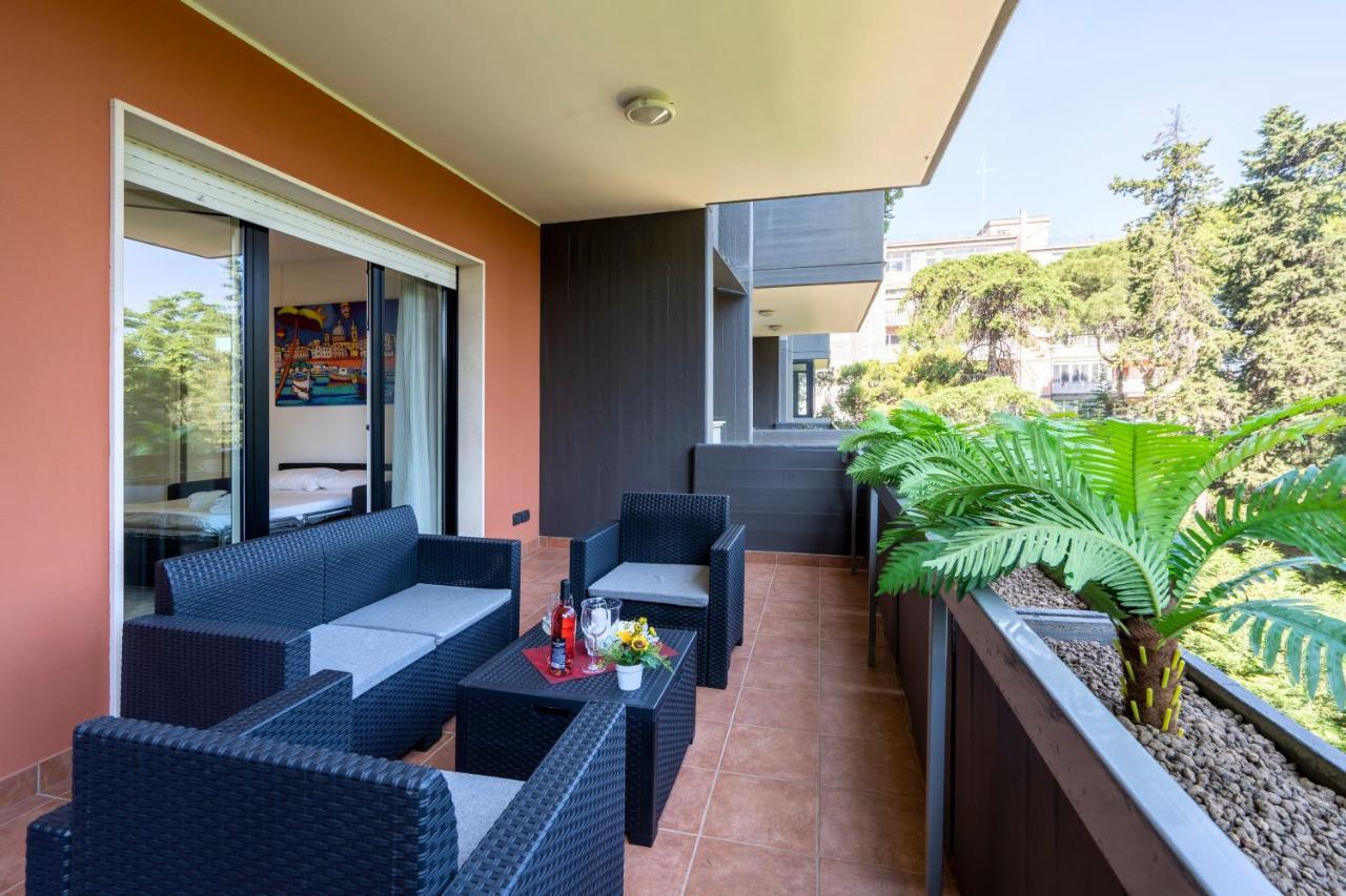 Boscoincitta Apt With Garage And Whirlpool Tub Bari Buitenkant foto