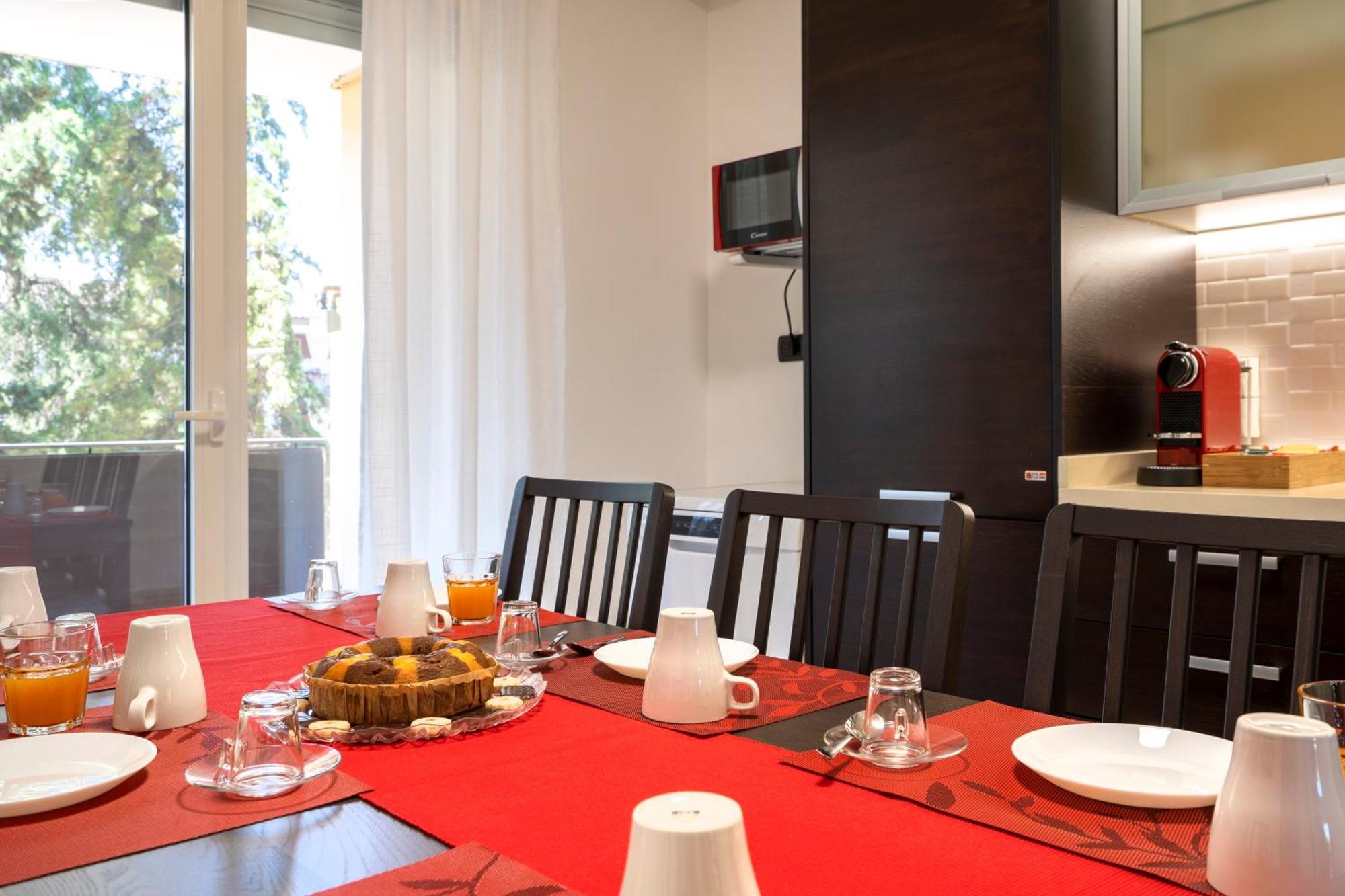 Boscoincitta Apt With Garage And Whirlpool Tub Bari Buitenkant foto