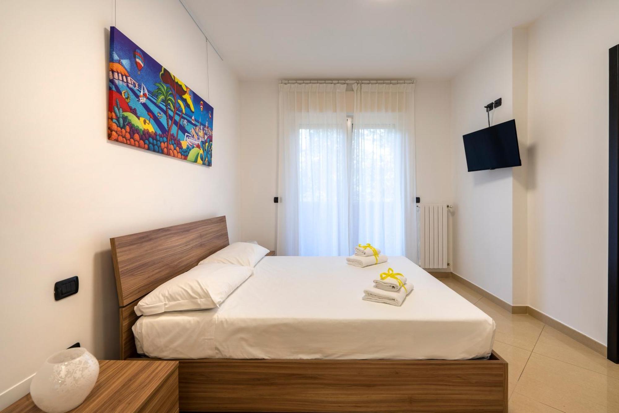 Boscoincitta Apt With Garage And Whirlpool Tub Bari Buitenkant foto